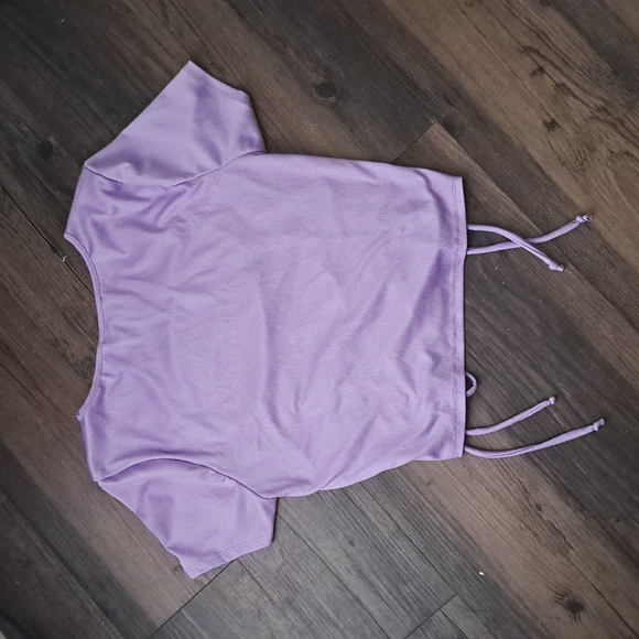 Lavender Crop Top - Picture 4 of 5